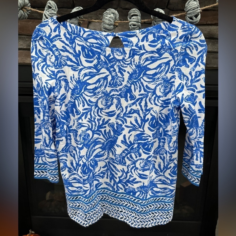 Lilly Pulitzer Waverly Top Blue White Lobster Size Small - Picture 1 of 4